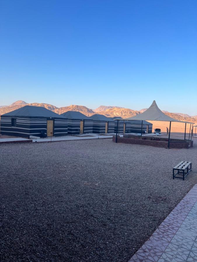 Sunlight Camp Lägenhet Wadi Rum Exteriör bild