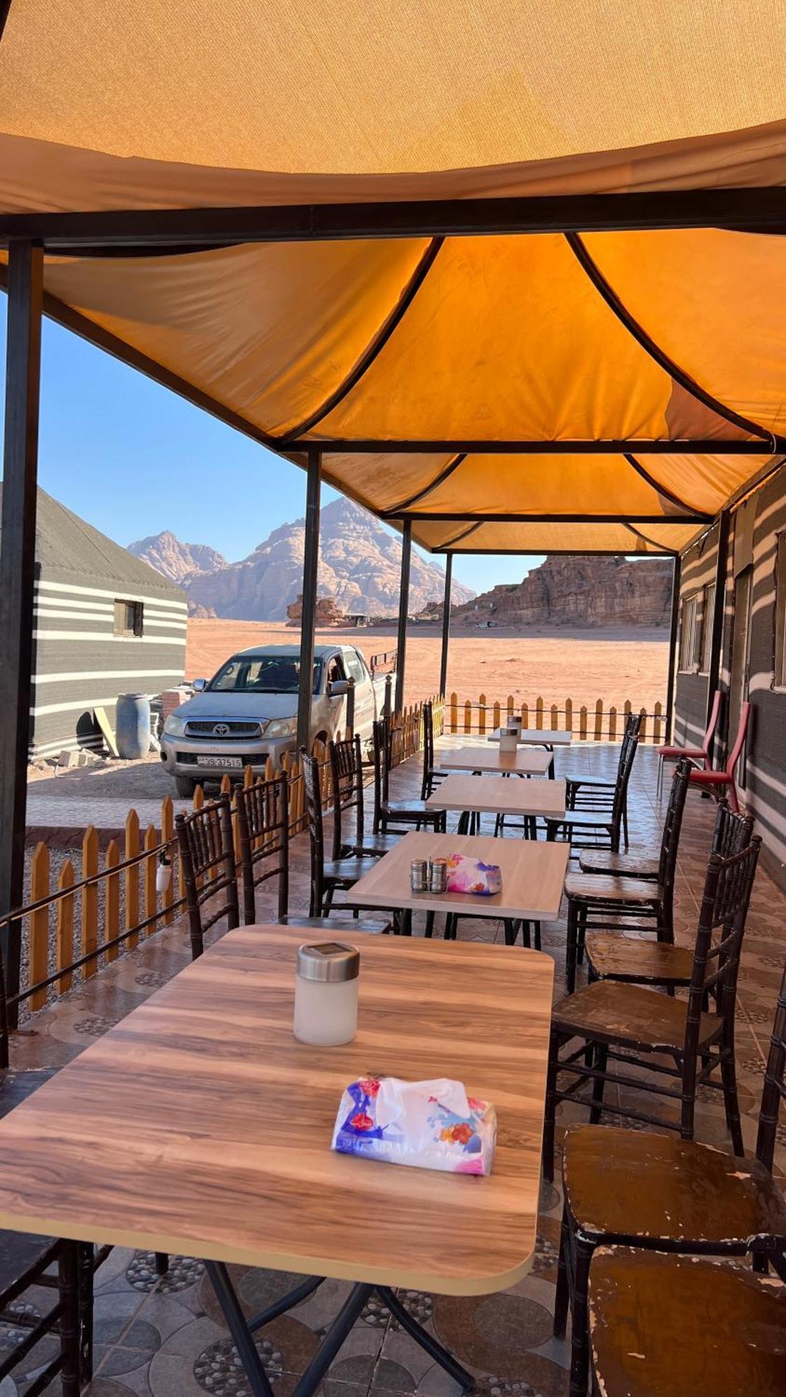 Sunlight Camp Lägenhet Wadi Rum Exteriör bild