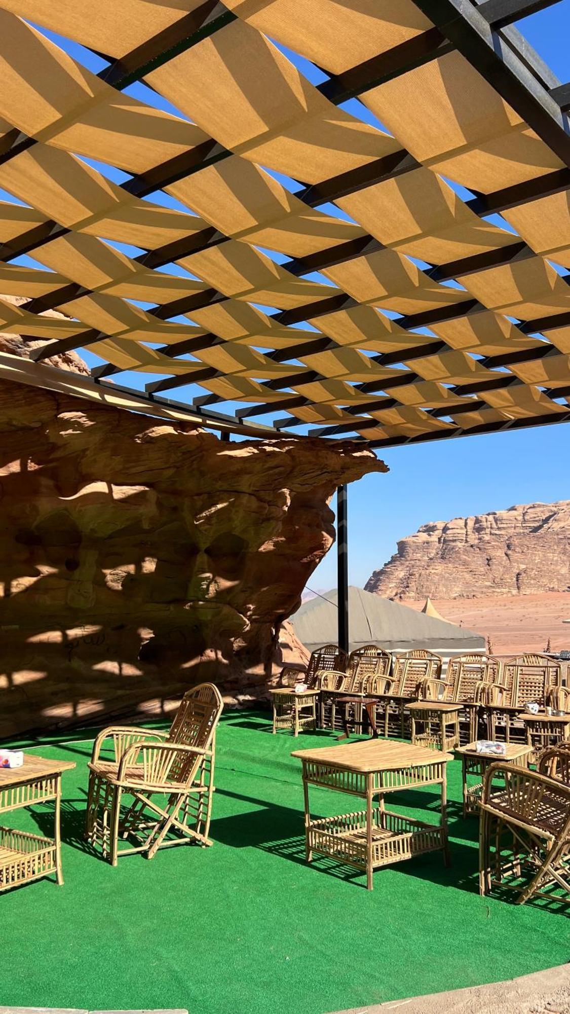 Sunlight Camp Lägenhet Wadi Rum Exteriör bild